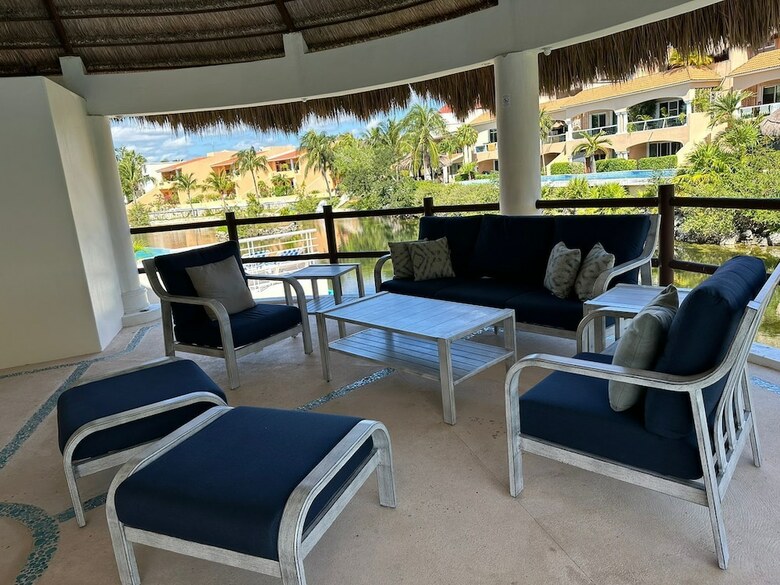 Coral Maya Turquesa Condo Hotel