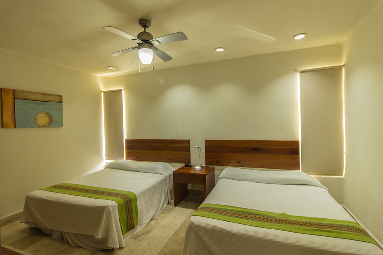 Coral Maya Turquesa Condo Hotel