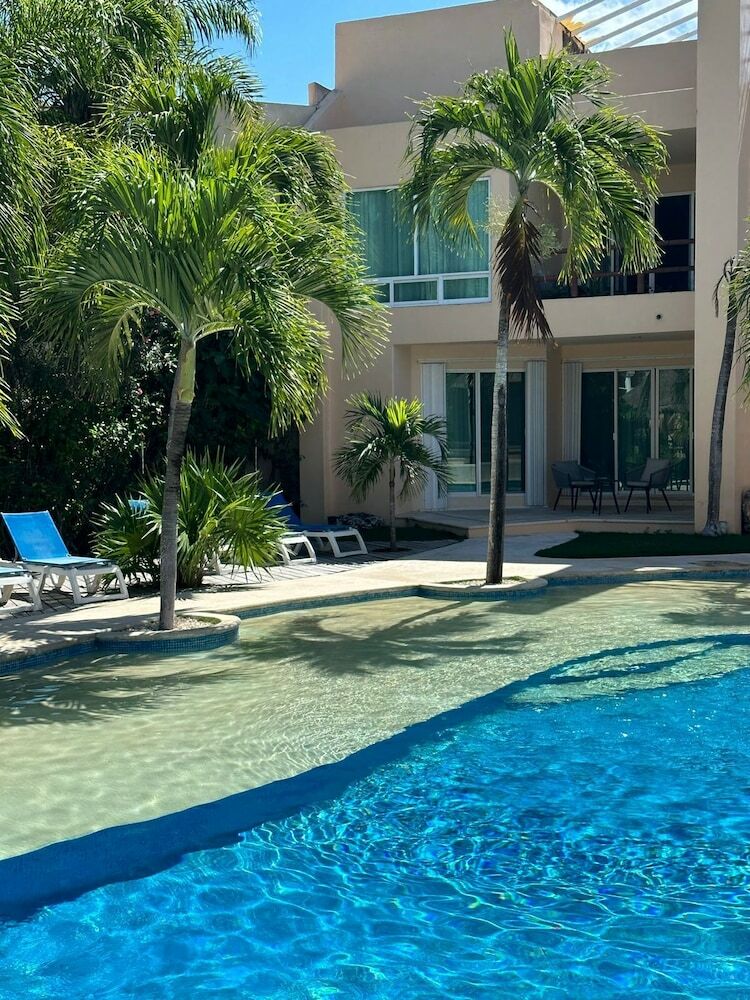 Coral Maya Turquesa Condo Hotel