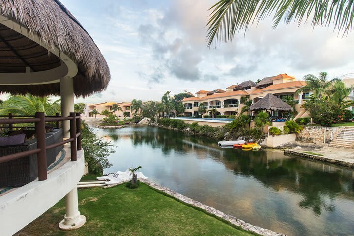 Coral Maya Turquesa Condo Hotel