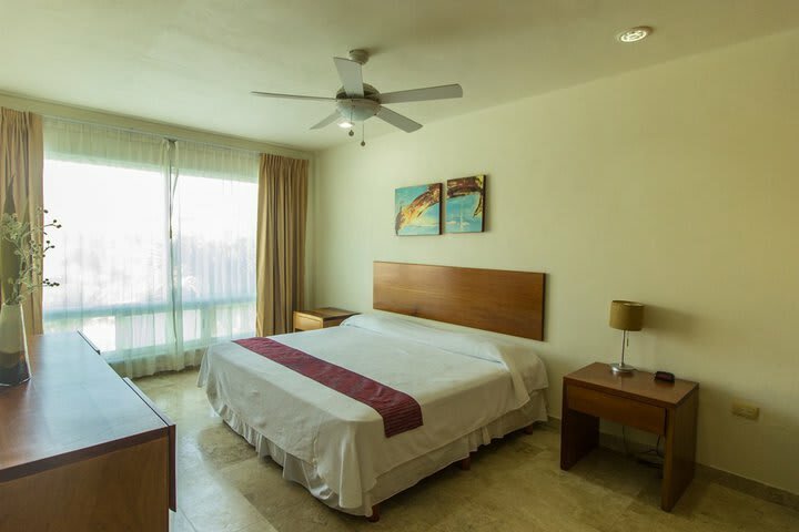 Coral Maya Turquesa Condo Hotel