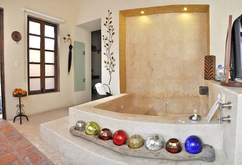 Hacienda Sepulveda Hotel And Spa