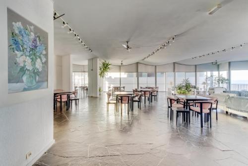 Moderno Apartamento Con Vista Al Mar - Lafayette I