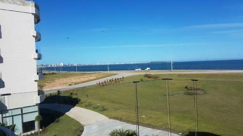 Apartamento Azure Towers 102