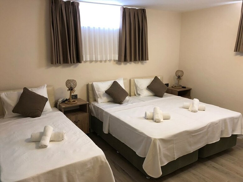 Bed & Breakfast F&G But?k Hotel