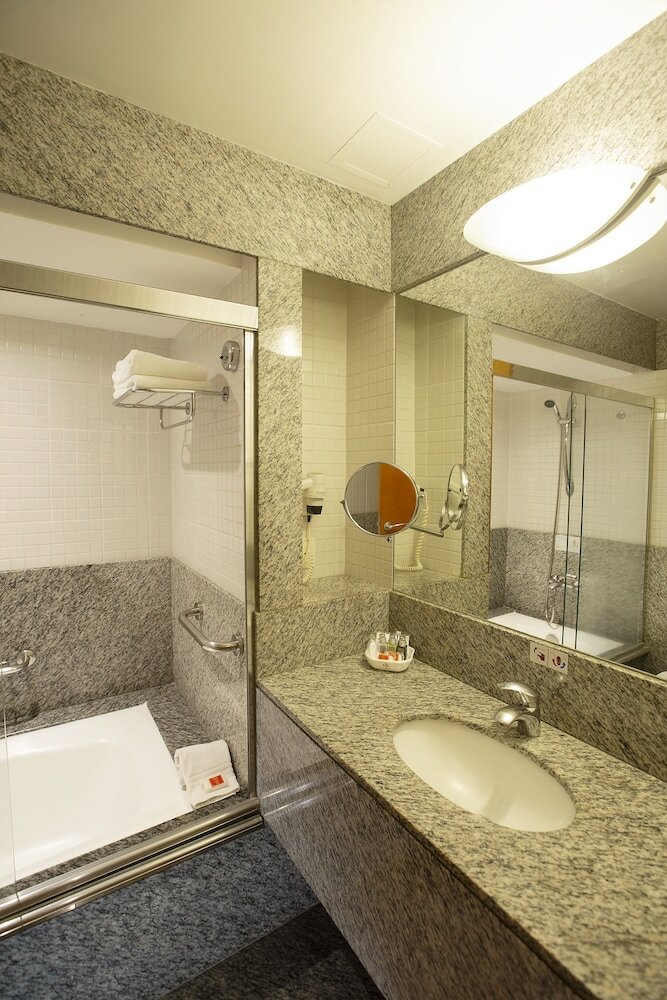 Golden Tower S�o Paulo Hotel