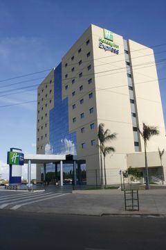 Hotel Holiday Inn Express Cuiaba