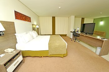 Hotel Holiday Inn Express Cuiaba