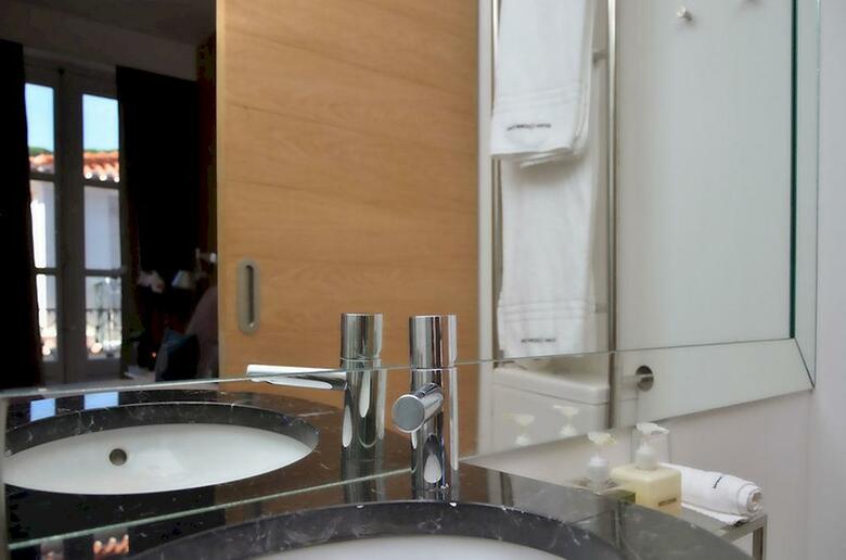 Apartamento Browns Downtown Hotel