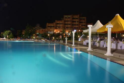 Patalya Lakeside Resort Hotel