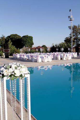 Patalya Lakeside Resort Hotel