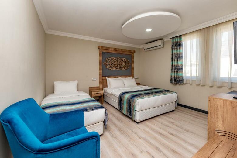Hotel Linda Expo Palace