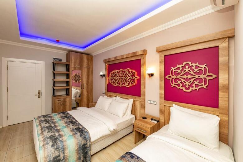 Hotel Linda Expo Palace