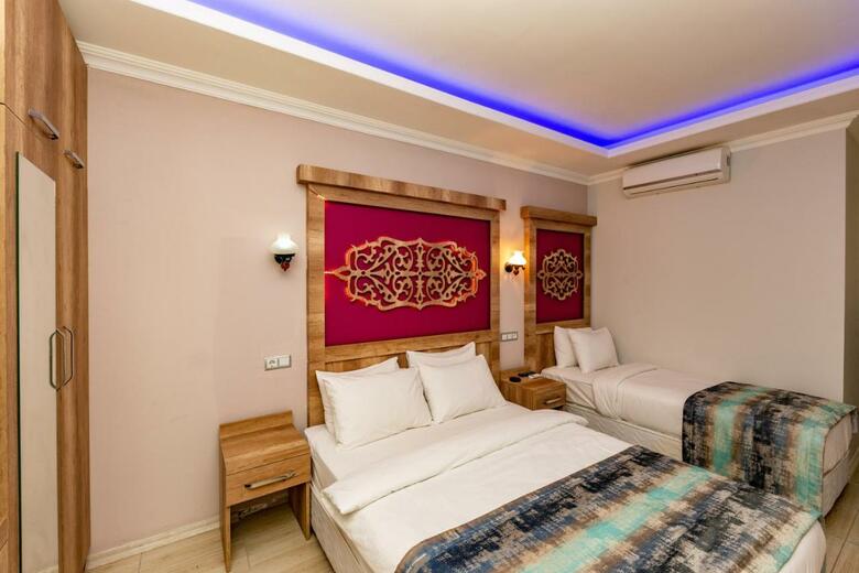Hotel Linda Expo Palace