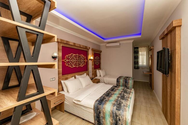 Hotel Linda Expo Palace