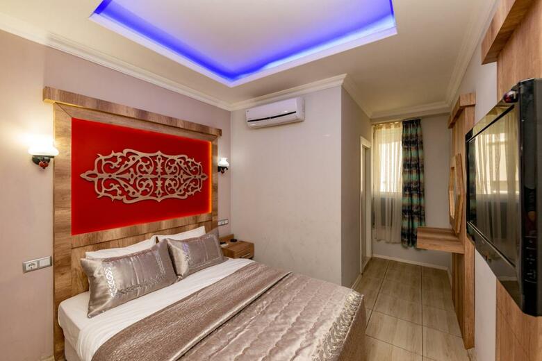 Hotel Linda Expo Palace