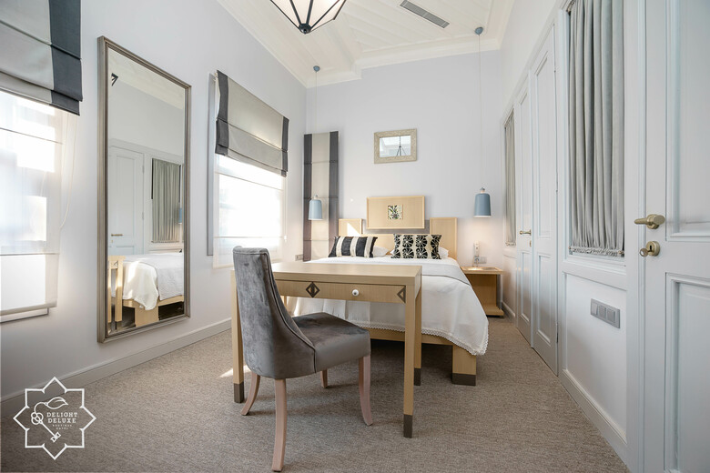 Delight Deluxe Boutique Hotel