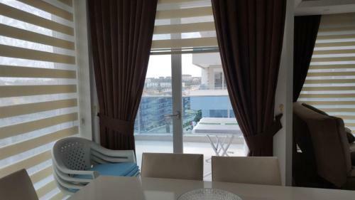 Emerald Dreams Apartment