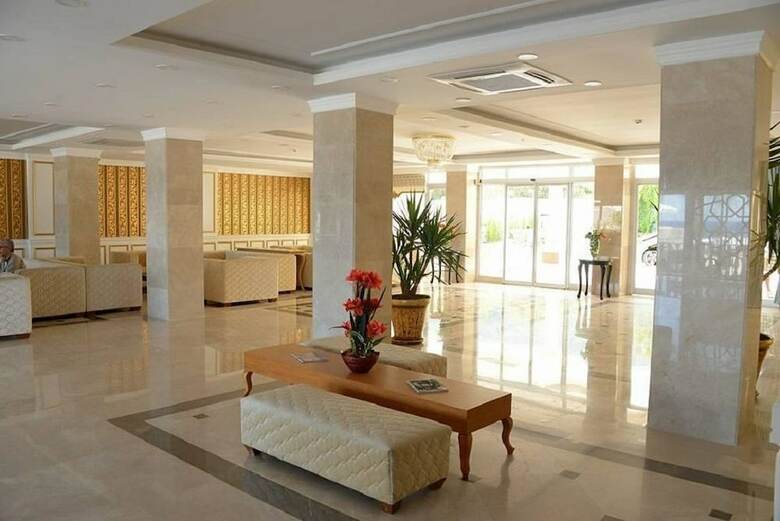 Hotel Maya World Imperial