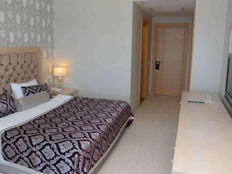 Hotel Maya World Imperial