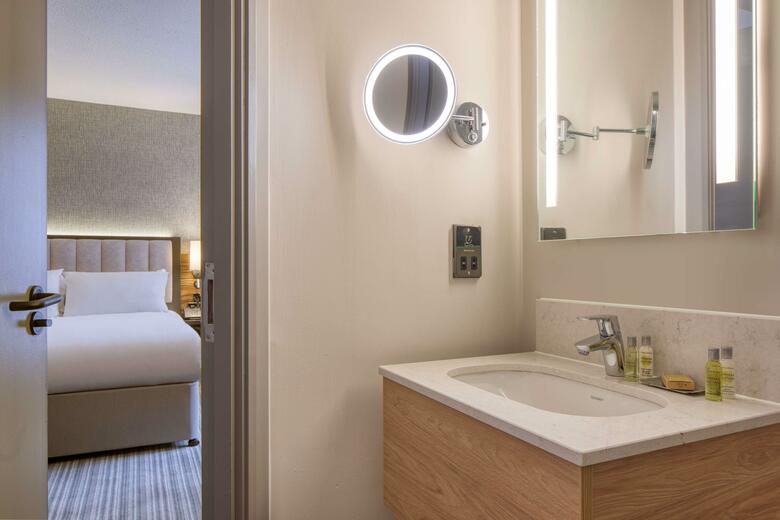 Hotel Doubletree By Hilton London Chelsea