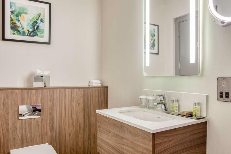 Hotel Doubletree By Hilton London Chelsea