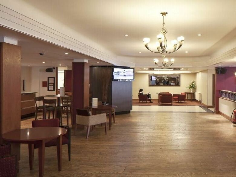 Hotel Doubletree By Hilton London Ealing