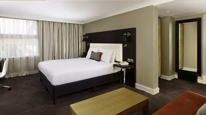 Hotel Doubletree By Hilton London Ealing