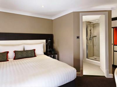 Hotel Doubletree By Hilton London Ealing