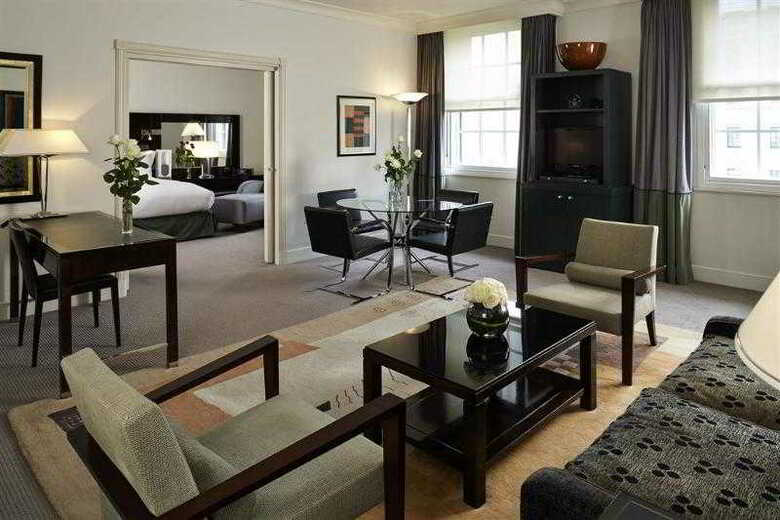 Hotel Sofitel St James