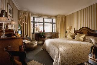 Hotel The Capital