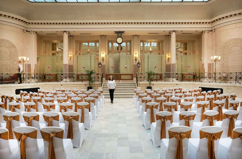 Hotel Waldorf Hilton