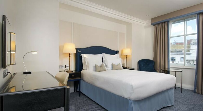 Hotel Waldorf Hilton