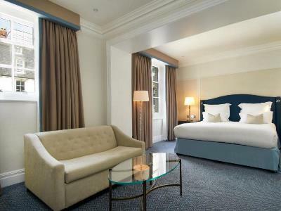Hotel Waldorf Hilton
