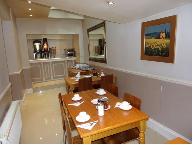Hotel Wedgewood