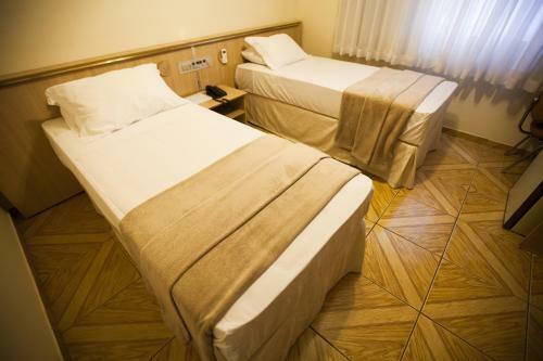 Hotel Harbor Self Cidade Verde