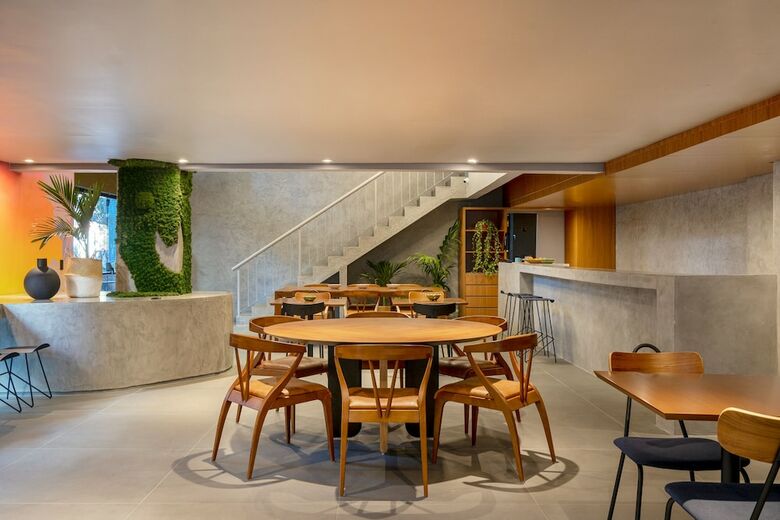 Hotel Swan Molinos Business