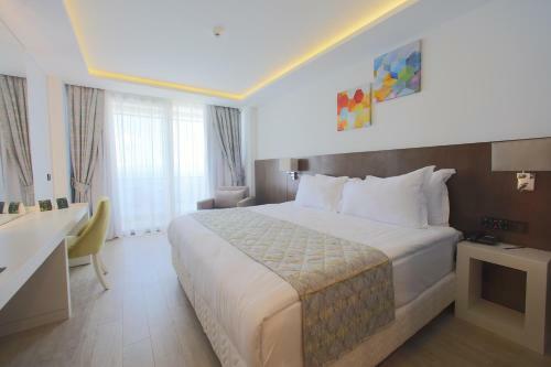 The Nowness Luxury Hotel & Spa