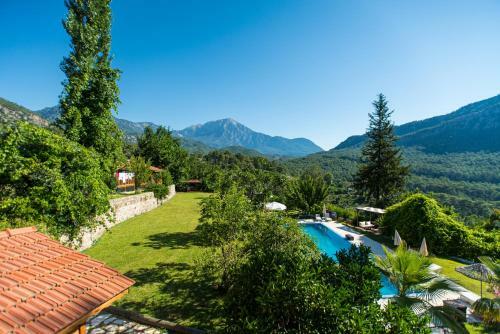 Lycia Hotel