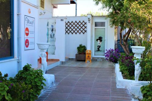 Hostal Mavi Restaurant & Bistro Villas