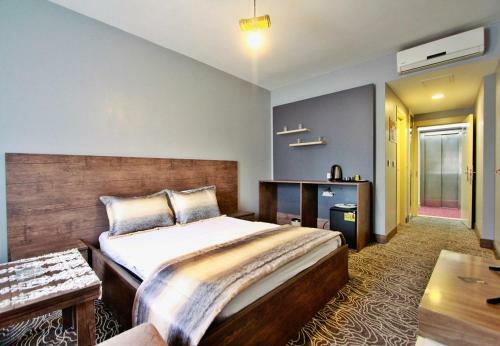 Aparthotel Red House Vip Apartmant Suites