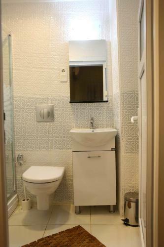 Theodora Apartment
