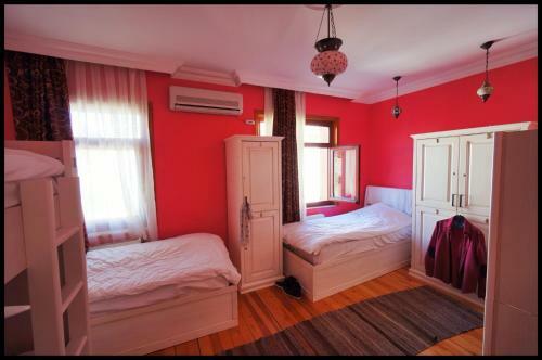 Albergue Bucoleon By Cheers