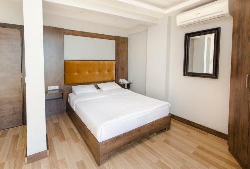 Albergue Bucoleon By Cheers