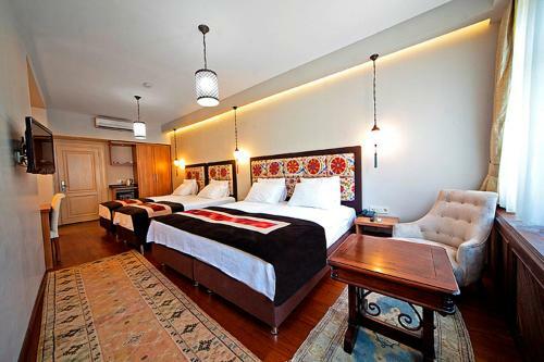 Azade Premier Hotel