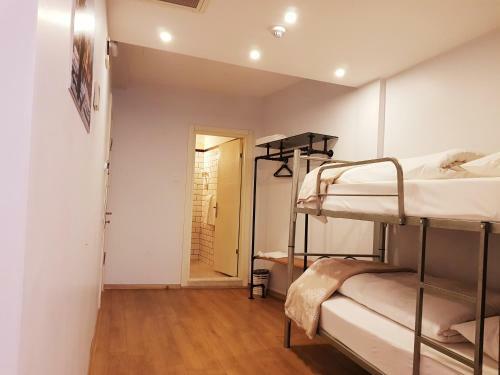 Hotel Rumours Inn