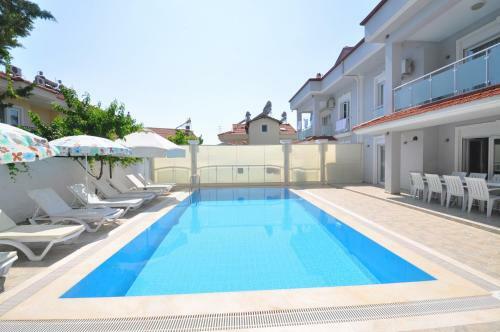 Villa Milenyum 1