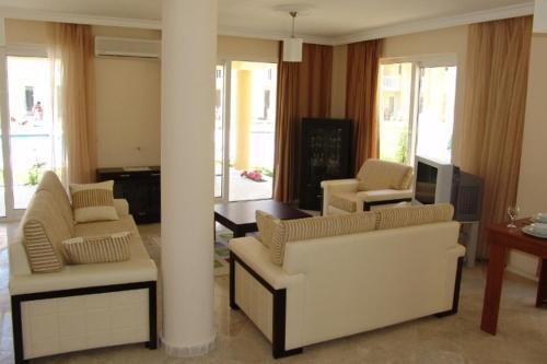 Seaside Villa 07