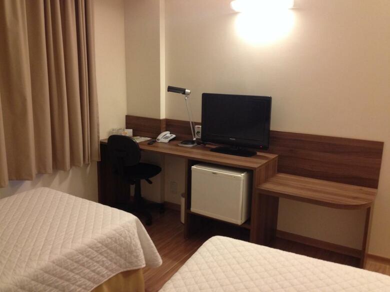 Mogano Business Hotel