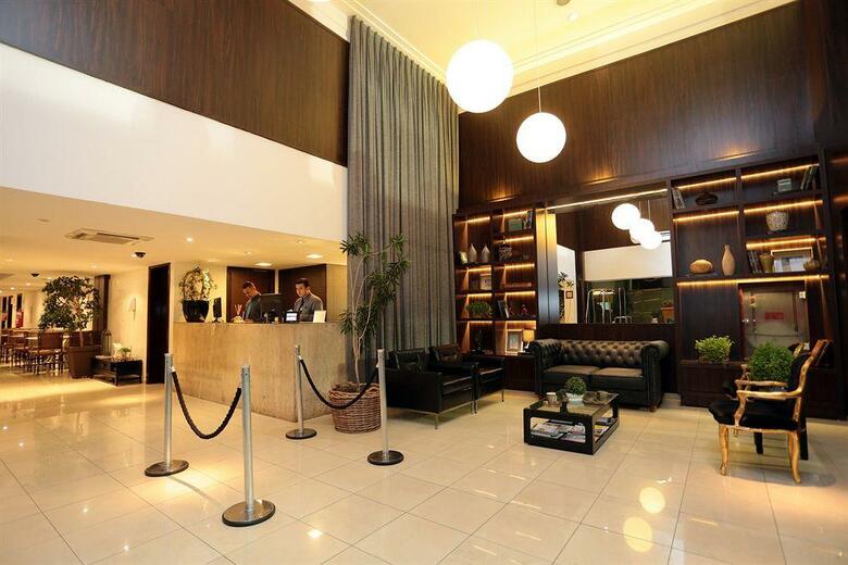 Oasis Tower Hotel